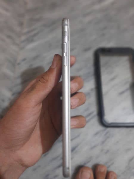 I phone 6s+ PTA APPROVED 4