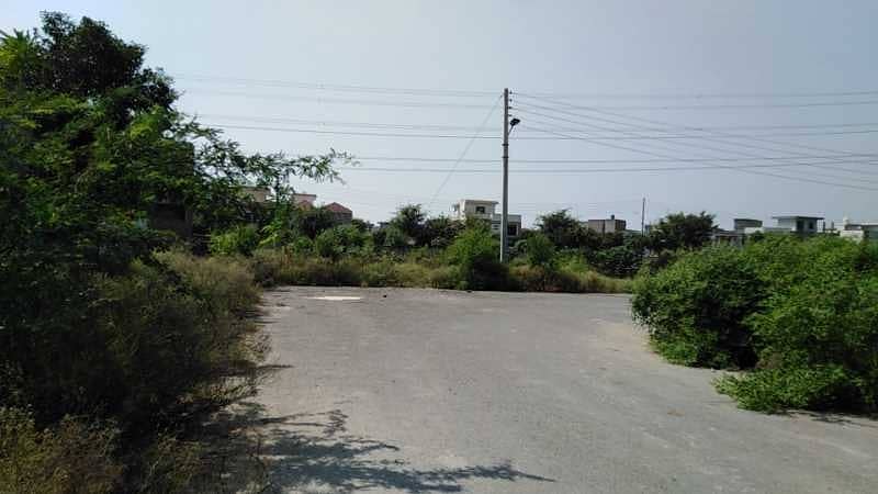 Residential Plot Is Available For Sale In Lda Avenue - Block F 150 FEET ROAD 1