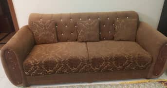 7 seater Sofa Available ( 03345499223)