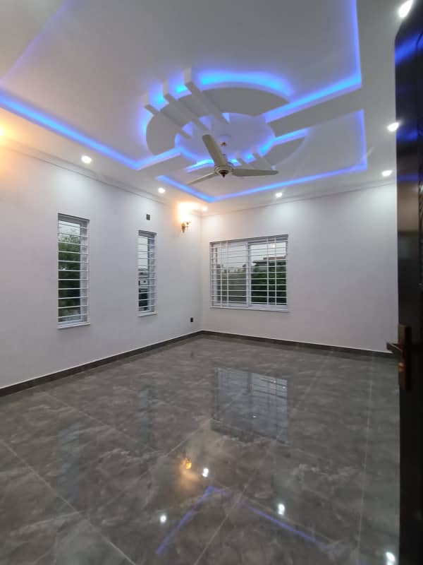 Brand New, 35x70,Double Road Corner House for Sale with 6 Bedrooms in G-13, Islamabad 6