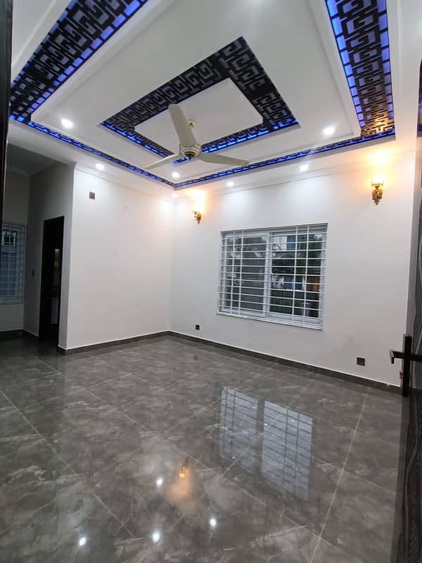 Brand New, 35x70,Double Road Corner House for Sale with 6 Bedrooms in G-13, Islamabad 9