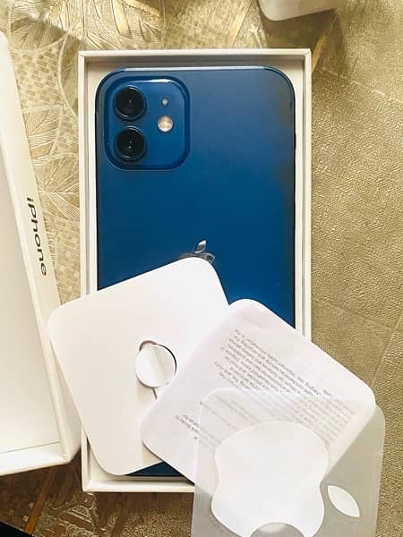 iphone 12, 256Gb ,waterpack , complete box 3