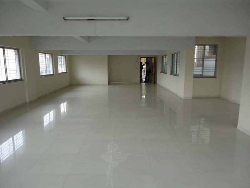 Main Boulevard Gulberg Office Sized 6000 Square Feet For Rent 4