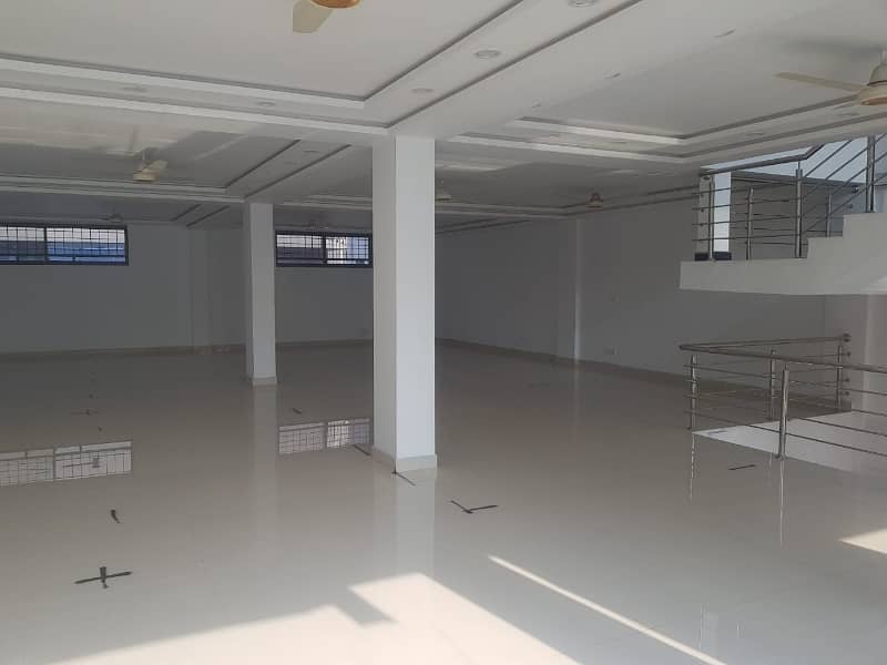 Centrally Located Office For Rent In Gulberg Available 3