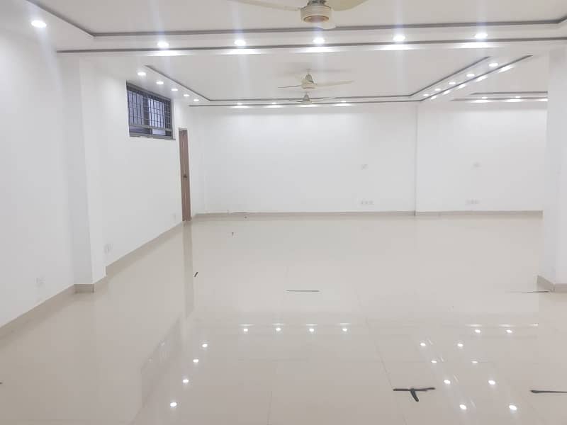 6000 Square Feet Office Ideally Situated In Gulberg 1 1