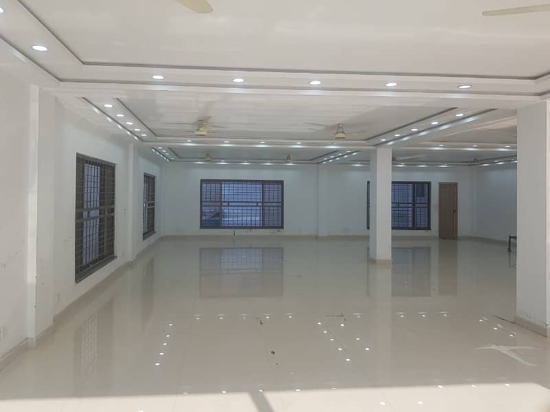 Office Of 5500 Square Feet Is Available In Contemporary Neighborhood Of Gulberg 5