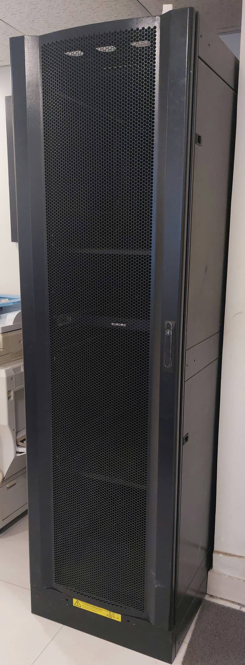 NETWORK AND SERVER RACK 2