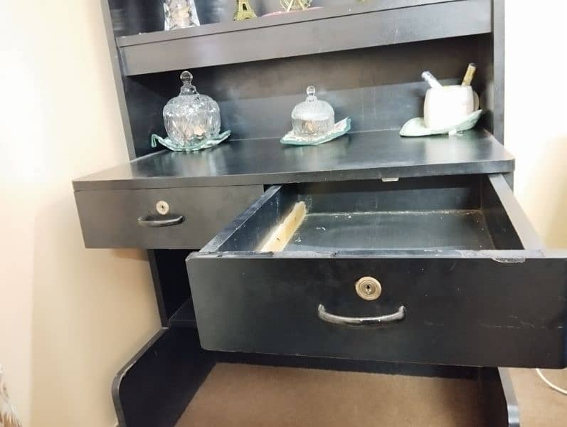 PURE BLACK WOODEN SHOWCASE WITH 2 DRAWS 7