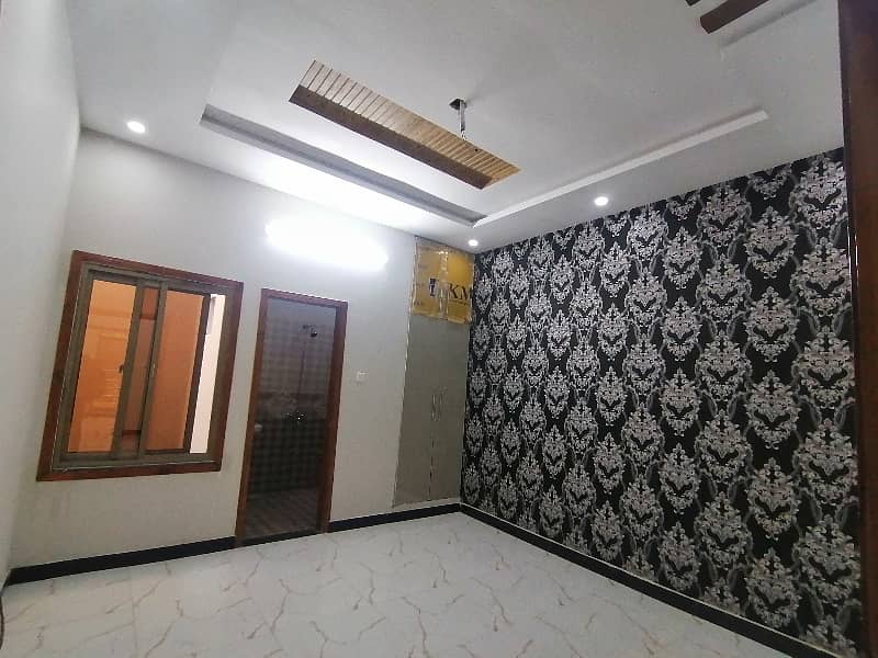 10 Marla beautiful double story House for Rent in Al Rahman garden pH 4 beautiful location 
6 beautiful bedroom with attach washroom and 2 beautiful kitchen 3
