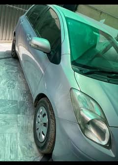 Toyota Vitz 2010 import 2013 car is in mint condition.