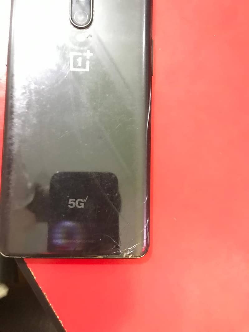 Oneplus 8, 8+128 10/9 condition (urgent sale) OP device for PUBG 2