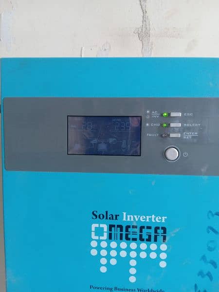 MPPT 1.6kw Solar Inverter For Sell 2