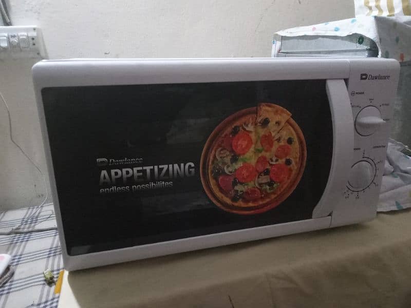 microwave oven 0