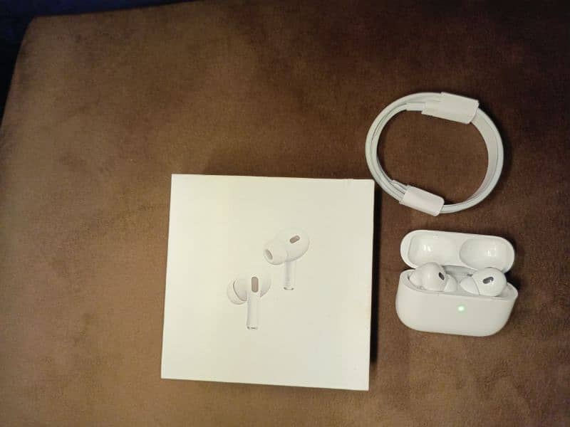 Apple Airpods Pro 2nd Generation only seal open 3