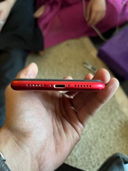 Iphone 11 64gb product red factory unlocked 4
