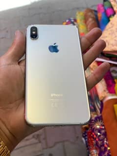 iPhone XS Max 256gb Waterpack Non PTA 10 by 10 condition. 0