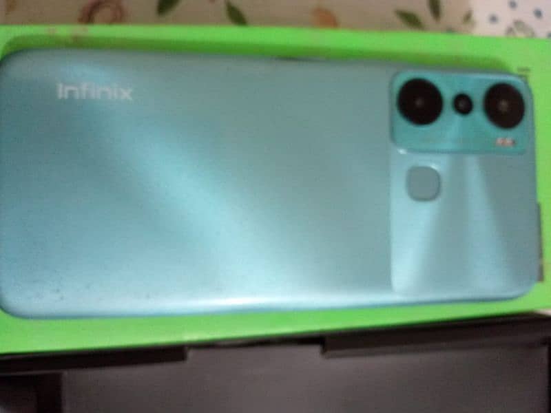 Infinix hot 20i (4gb. 64gb) 4