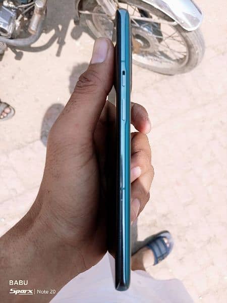 OnePlus 9 pro 12 256 1