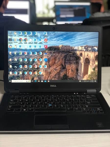 dell laptop latitude E7440 core i7 4th gen 0