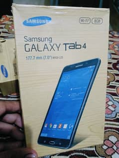 Samsung Galaxy Tab 4 Black And White 0