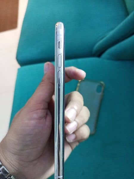 Iphone X PTA Approved good condition 3