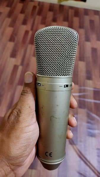 Behringer B2 Pro Condenser Studio Microphone 1