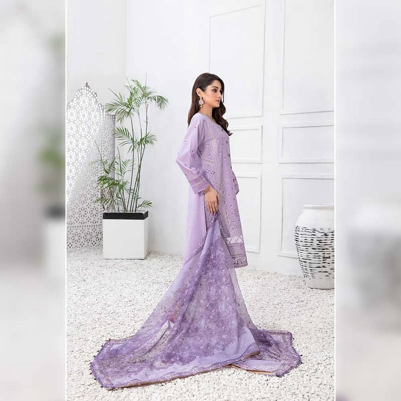 TAWAKKAL Original Luxury Lawn Zarka D-9132|Branded Designer Eid Dress 1