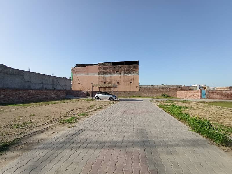 5 Marla Plot For Sale Main University Road , City Gujrat 14