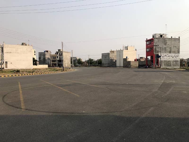 10 MARLA PLOT FOR SALE IN BISMILLAH 6