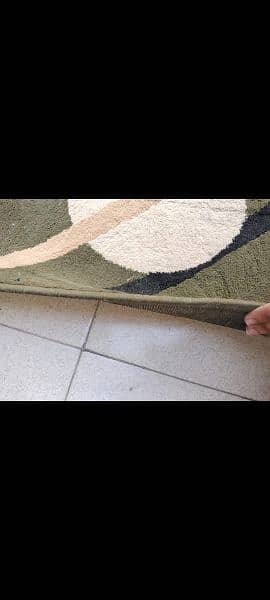 urgent sale carpet rug kaleen 3