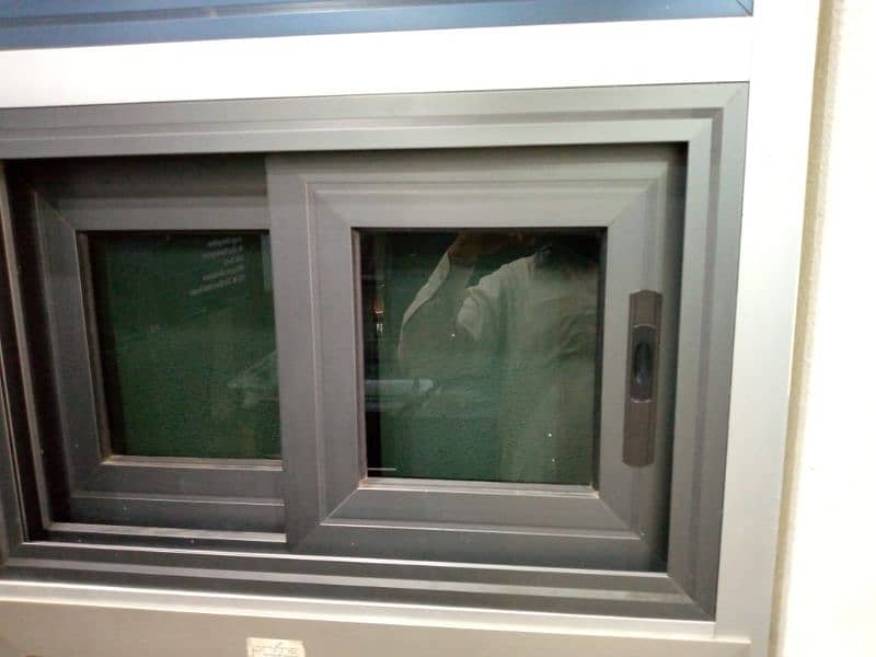 Upvc Windows/Aluminium Windows/Railling/iron Gates/Glass work 8