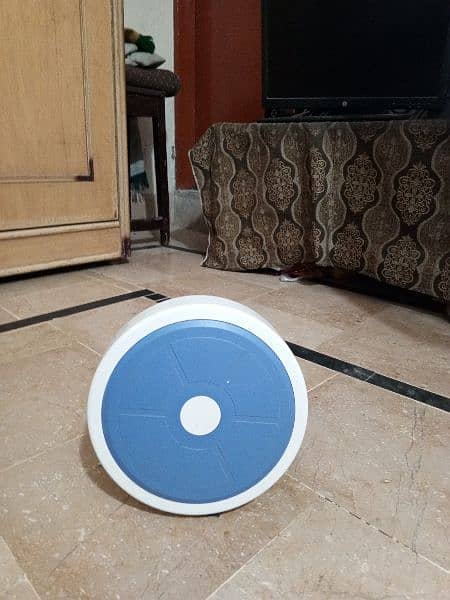 celling fan in good condition 6 month use  stand fan good condition 1