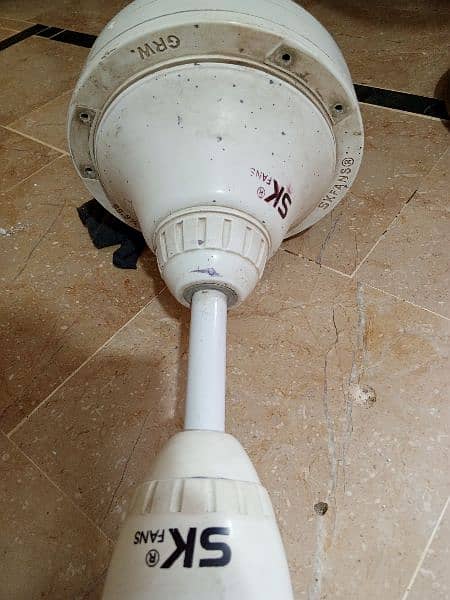 celling fan in good condition 6 month use  stand fan good condition 6