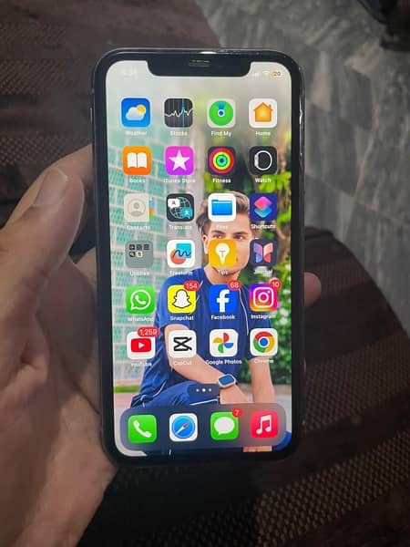 IPhone 11 256GB Factory Unlock 4