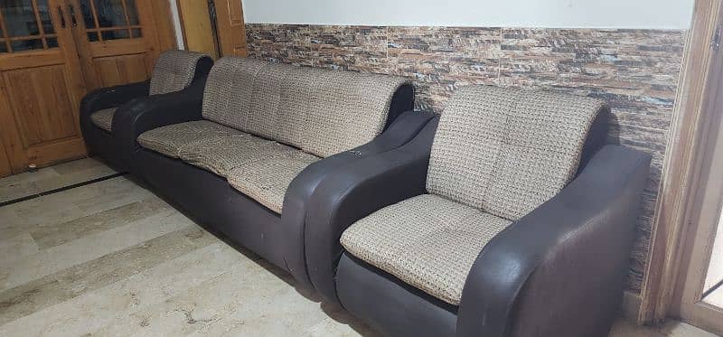 5 Seator Sofa Set Molty Foam with Warranty 7
