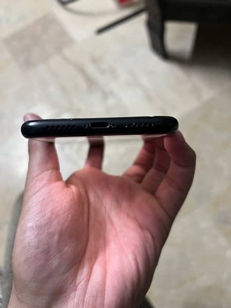 IPHONE XR NON PTA 1