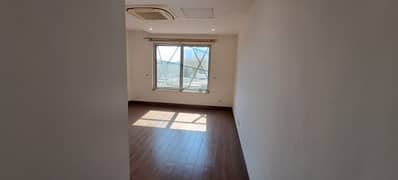 7000SQ. FT PLAZA FLOOR IS AVAILABLE FOR RENT IN MAIN BOULEVARD GULBERG 0