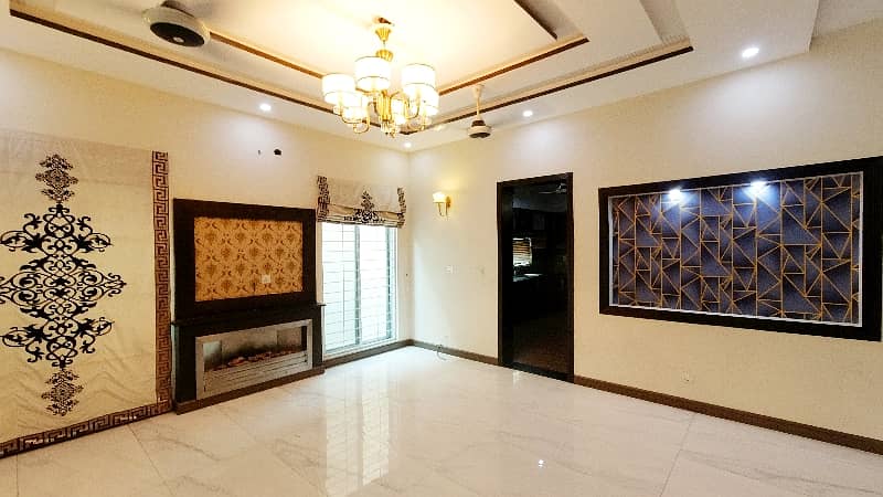 Affordable Prime Location House Available For Sale In DHA Phase 5 Block D 8