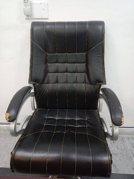 02 office chair for sell 1