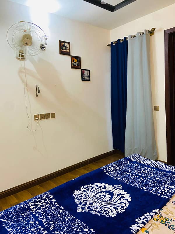 Furnished apartments par day short time available 5