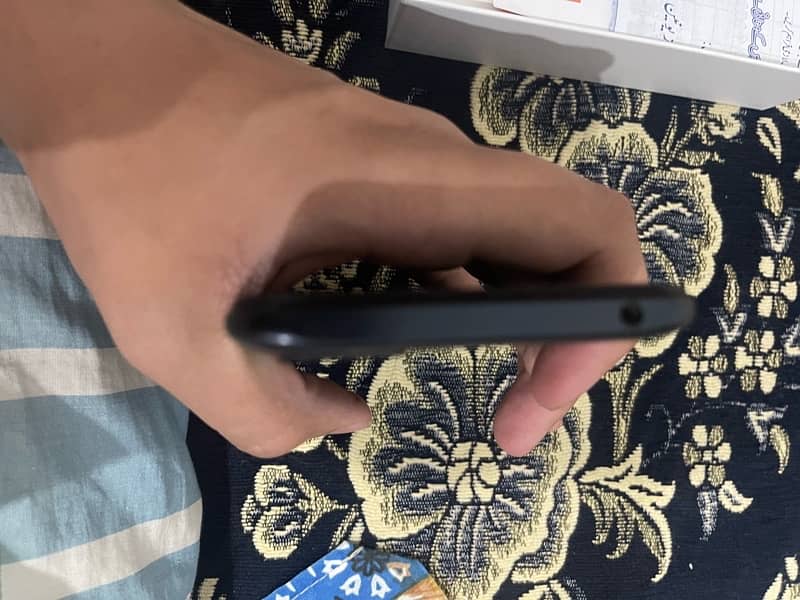 asalaam i am selling my redmi 9c 4