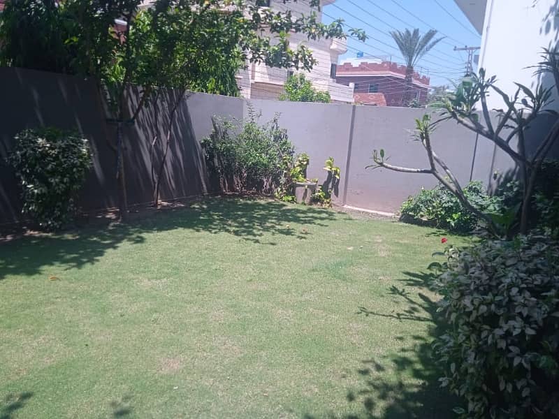 Prime Location Aabpara Coop Housing Society House Sized 20 Marla Is Available 15