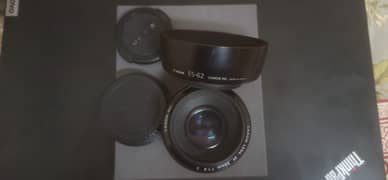 Canon EF 50mm f/1.8 II with Canon ES-62 Hood 0
