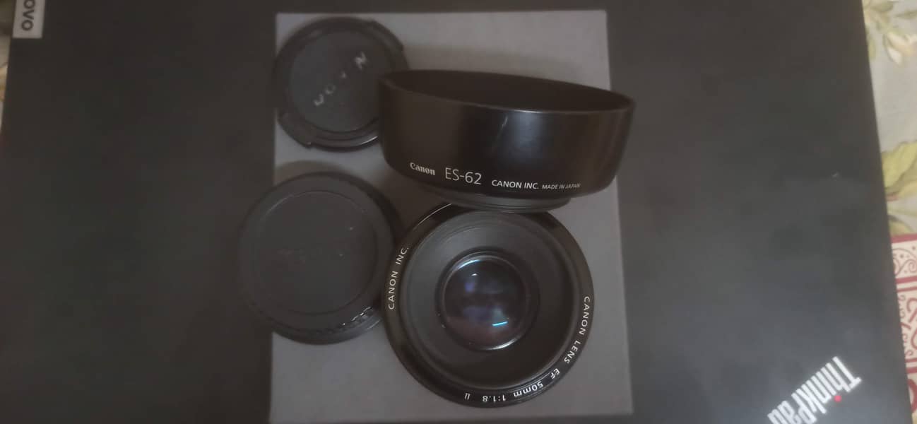 Canon EF 50mm f/1.8 II with Canon ES-62 Hood 0