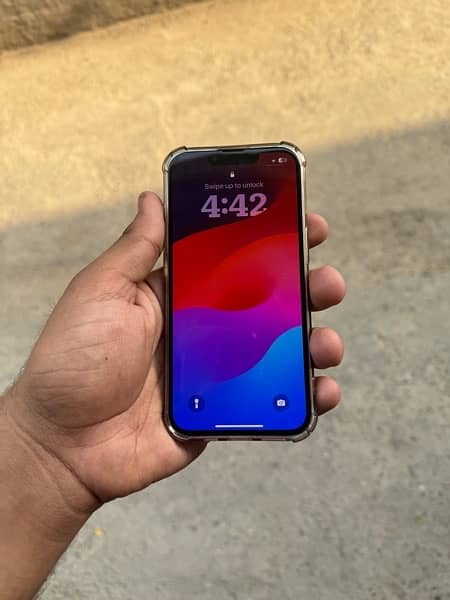 Iphone 13 128gb jv better than Iphone 12 pro, 11 pro max 3