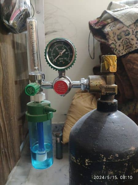 oxygen cylinder new condition 1