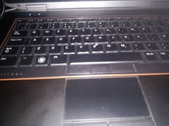 laptop Mujhe liya hoy abhi 8 months hi hoy h