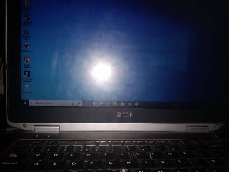 laptop Mujhe liya hoy abhi 8 months hi hoy h 2