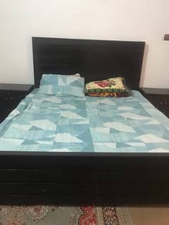 king size bed with side tables and dressing table mattress