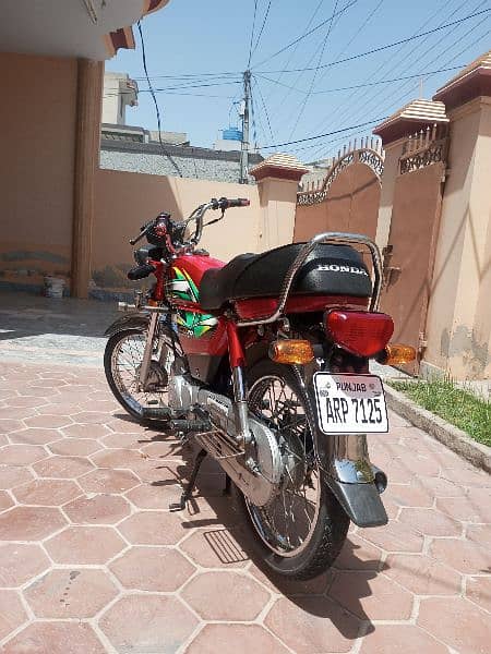 CD 70 motorbike 7